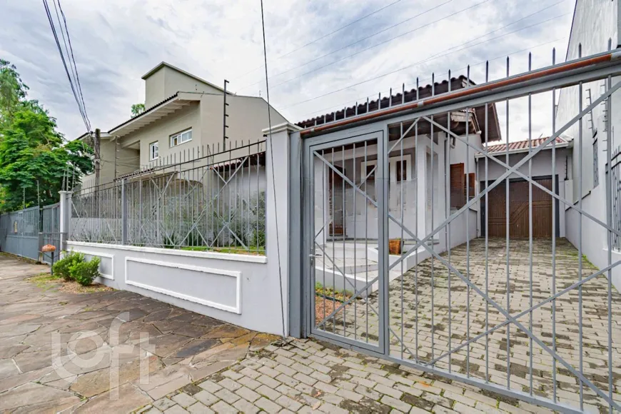 Foto 1 de Casa com 3 Quartos à venda, 119m² em Estância Velha, Canoas