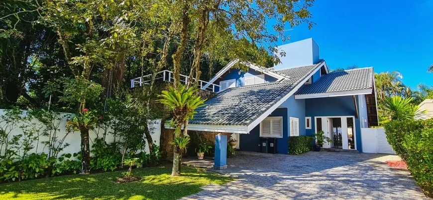 Foto 1 de Casa com 4 Quartos à venda, 324m² em Balneário Praia do Pernambuco, Guarujá