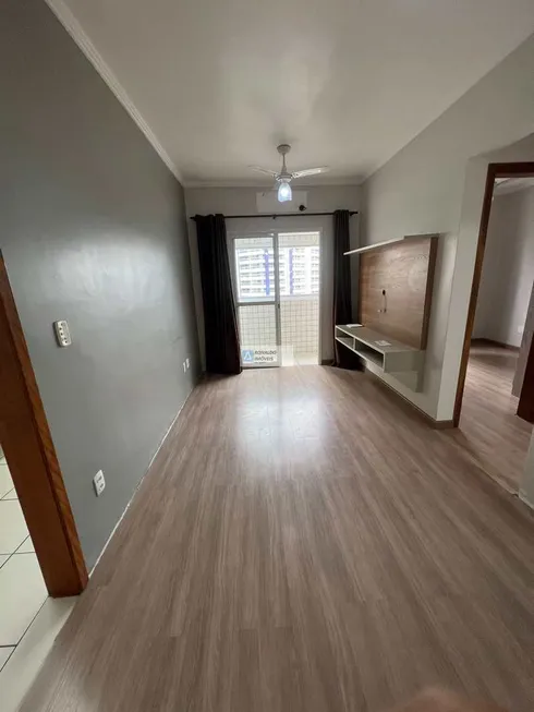 Foto 1 de Apartamento com 2 Quartos à venda, 61m² em Vila Guilhermina, Praia Grande