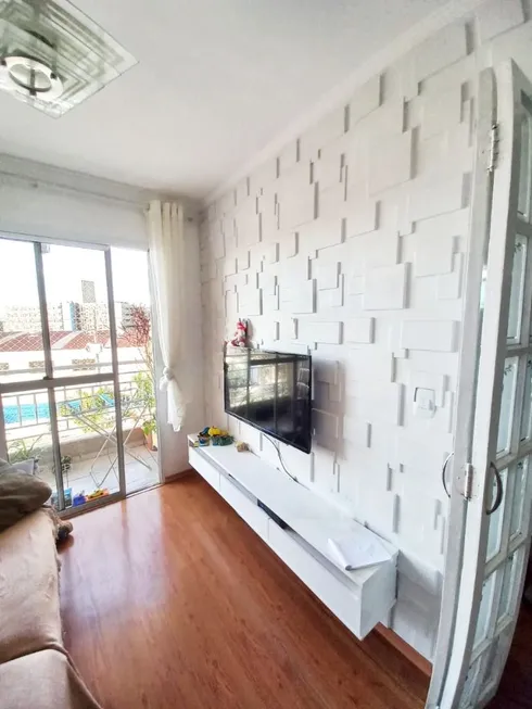 Foto 1 de Apartamento com 2 Quartos à venda, 53m² em Vila Paranaguá, São Paulo