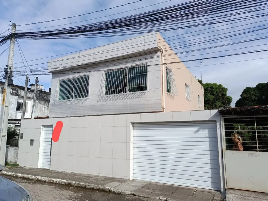 Foto 1 de Casa com 4 Quartos à venda, 230m² em Barro, Recife