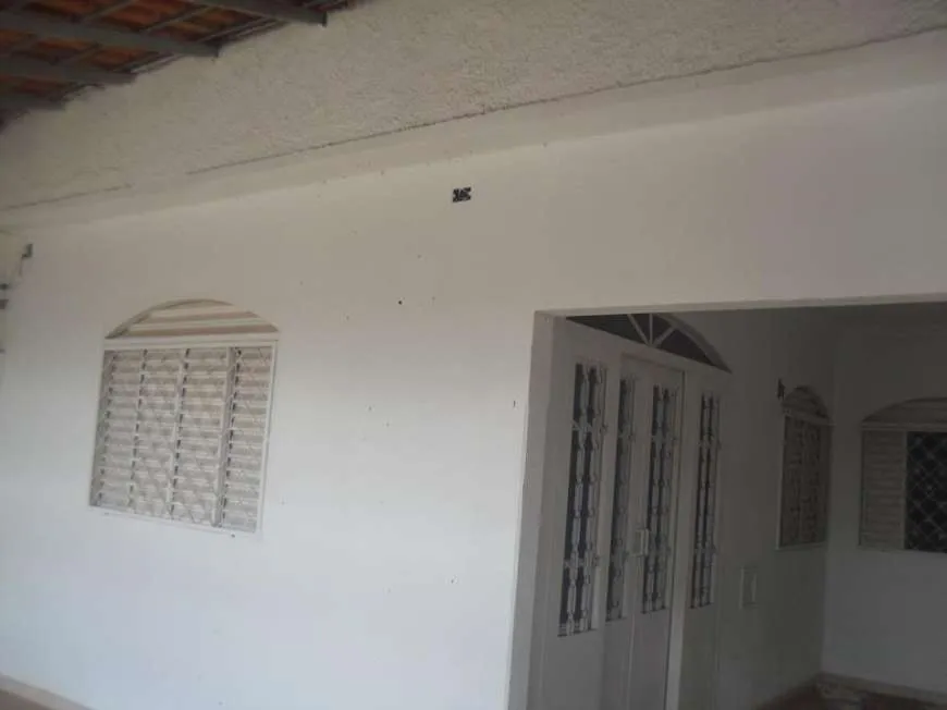 Foto 1 de Casa com 3 Quartos à venda, 188m² em Jardim Novo Embu, Embu das Artes