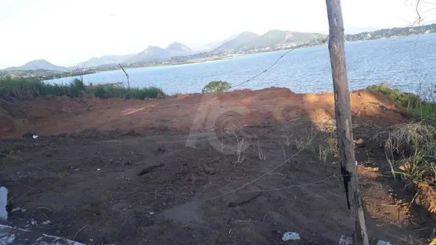 Foto 1 de Lote/Terreno à venda, 450m² em Parque Nanci, Maricá