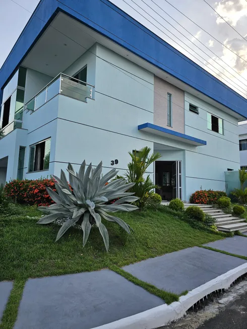 Foto 1 de Casa de Condomínio com 4 Quartos à venda, 290m² em Ponta Negra, Manaus