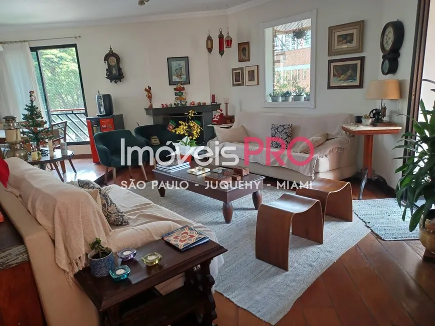 Foto 1 de Apartamento com 4 Quartos à venda, 206m² em Moema, São Paulo