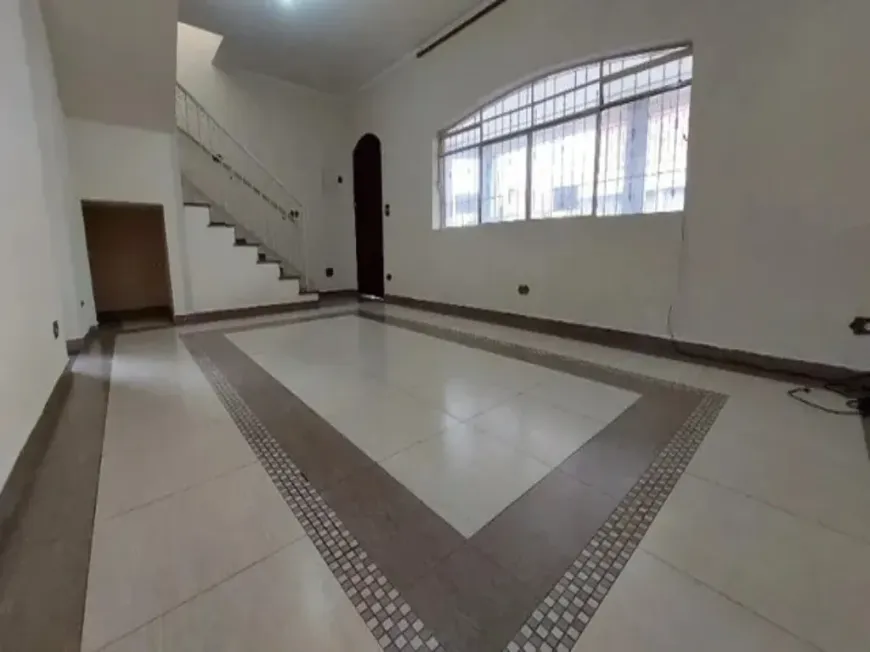 Foto 1 de Sobrado com 3 Quartos à venda, 190m² em Jardim Vila Formosa, São Paulo