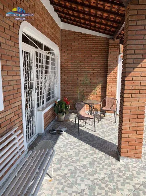 Foto 1 de Casa com 3 Quartos à venda, 175m² em Jardim dos Oliveiras, Campinas