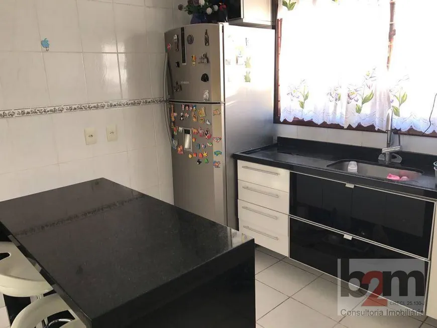 Foto 1 de Sobrado com 3 Quartos à venda, 199m² em Vila Yara, Osasco