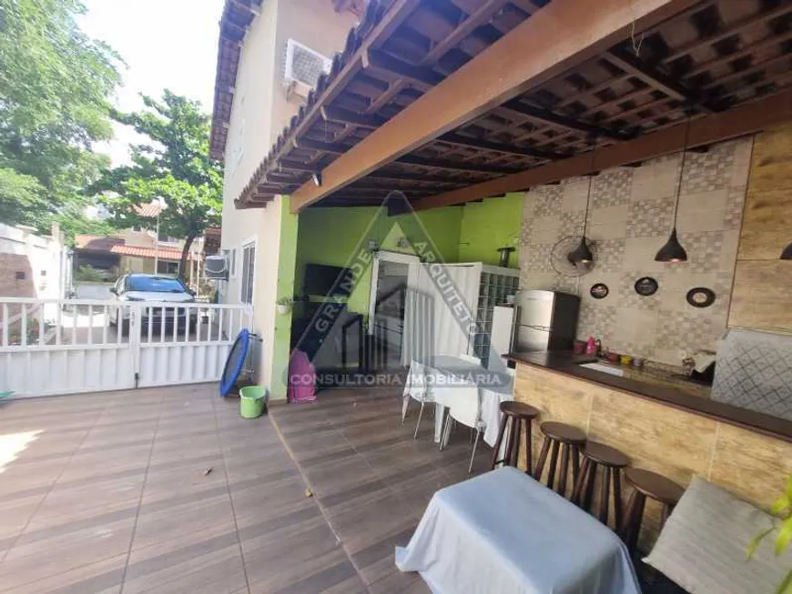 Foto 1 de Casa de Condomínio com 2 Quartos à venda, 120m² em Pechincha, Rio de Janeiro