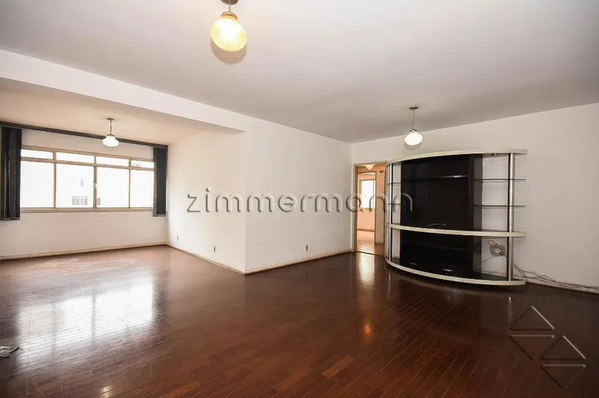 Foto 1 de Apartamento com 3 Quartos à venda, 130m² em Higienópolis, São Paulo