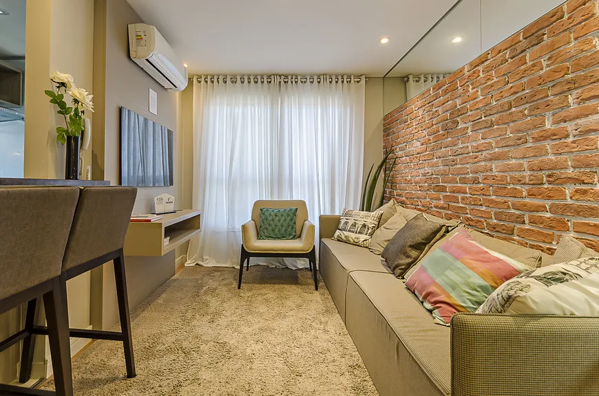 Foto 1 de Apartamento com 2 Quartos à venda, 56m² em Santo Inácio, Curitiba