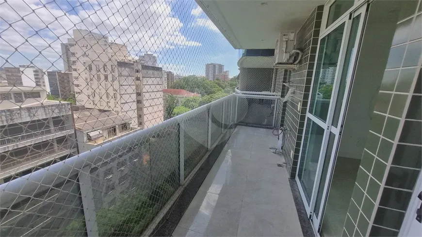 Foto 1 de Apartamento com 4 Quartos à venda, 144m² em Tijuca, Rio de Janeiro