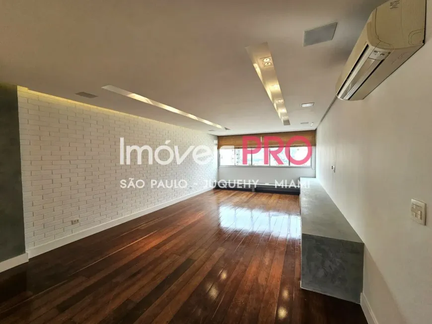 Foto 1 de Apartamento com 4 Quartos para alugar, 212m² em Vila Nova Conceição, São Paulo