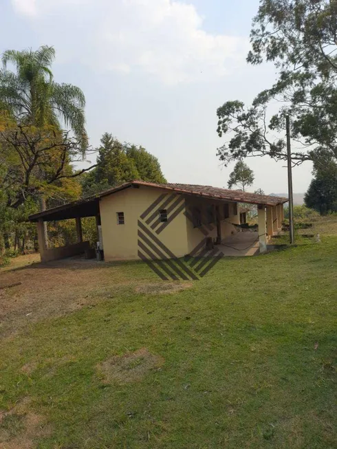Foto 1 de Fazenda/Sítio com 2 Quartos à venda, 200m² em Aparecida, Aracoiaba da Serra