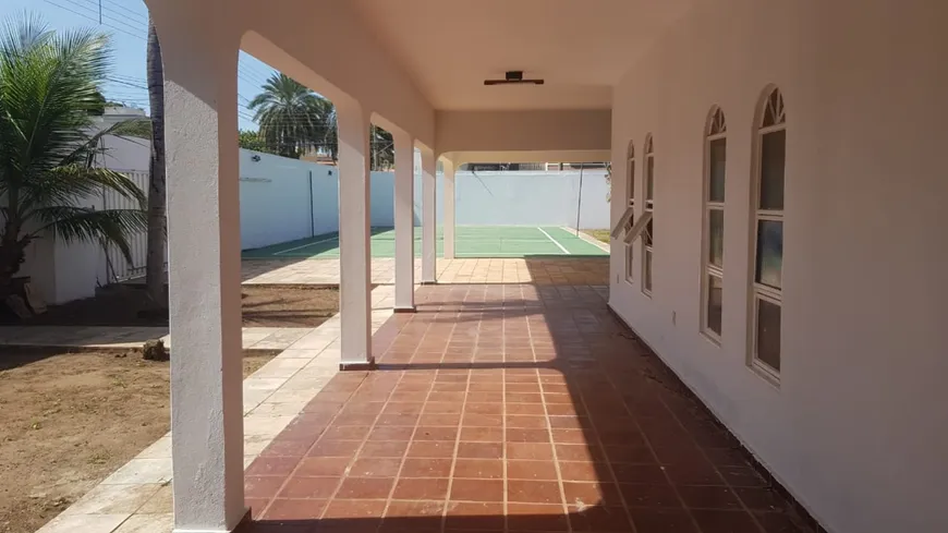 Foto 1 de Casa com 6 Quartos à venda, 700m² em Jardim Califórnia, Cuiabá