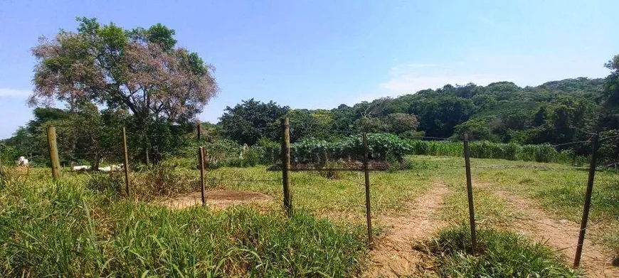 Foto 1 de Fazenda/Sítio à venda, 22800m² em Pedregulho, Salto