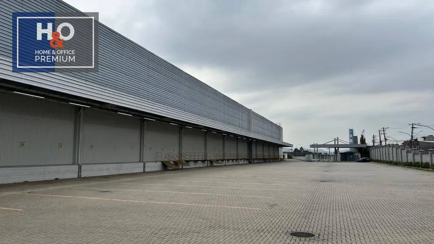 Foto 1 de Galpão/Depósito/Armazém para alugar, 8222m² em Cumbica, Guarulhos