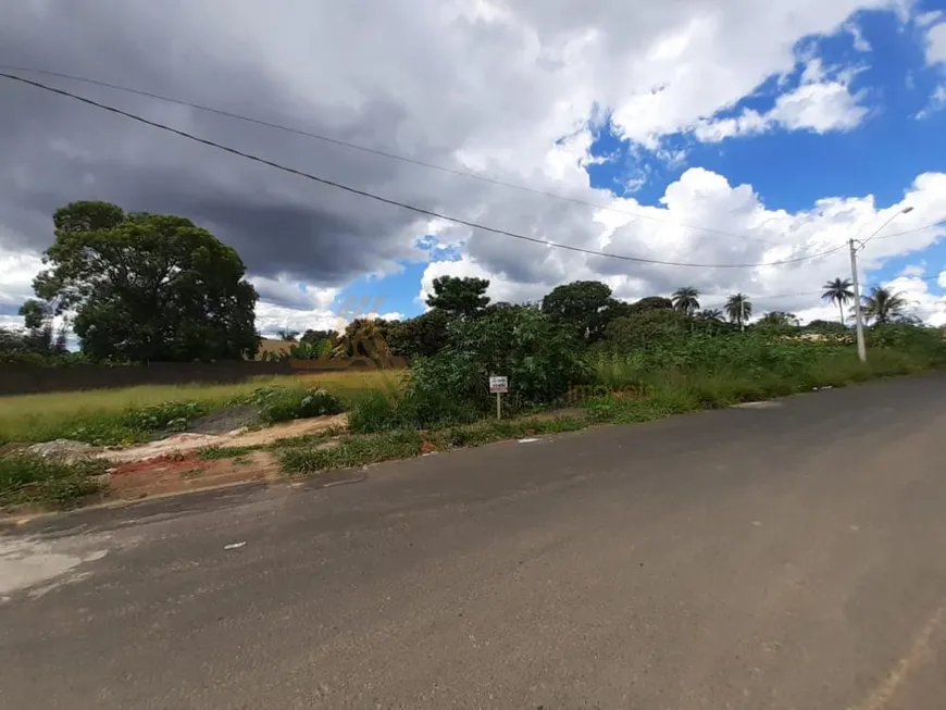 Foto 1 de Lote/Terreno à venda, 300m² em Jardim Três Colinas, Franca