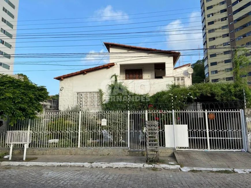 Foto 1 de Casa com 5 Quartos à venda, 282m² em Petrópolis, Natal