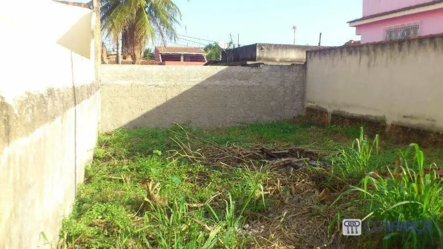 Foto 1 de Lote/Terreno à venda, 120m² em Cosmos, Rio de Janeiro