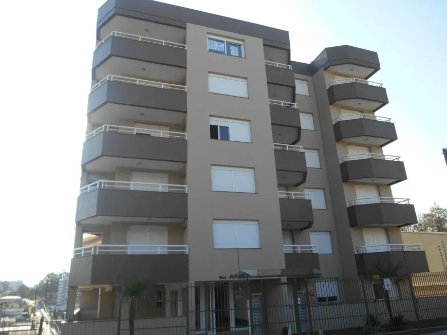 Foto 1 de Apartamento com 2 Quartos para alugar, 142m² em Rio Branco, Caxias do Sul