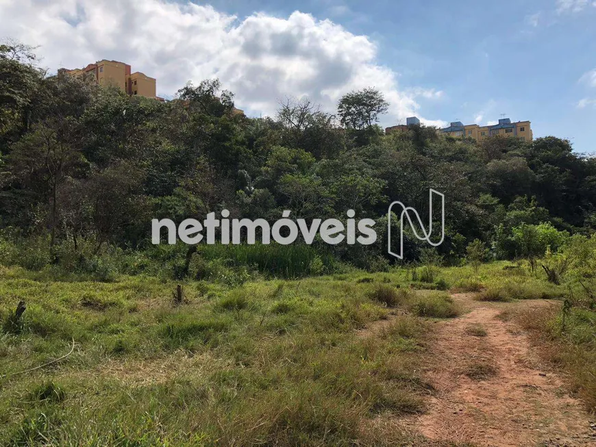 Foto 1 de Lote/Terreno à venda, 7680m² em Granja De Freitas, Belo Horizonte