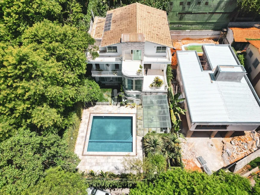 Foto 1 de Casa com 5 Quartos à venda, 872m² em Cidade Jardim, São Paulo