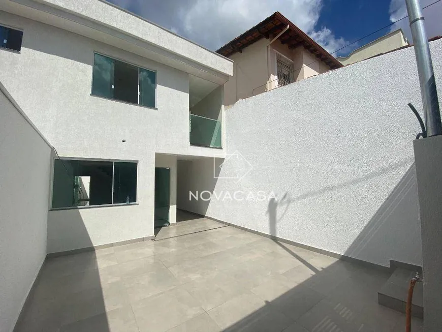 Foto 1 de Casa com 3 Quartos à venda, 70m² em Planalto, Belo Horizonte