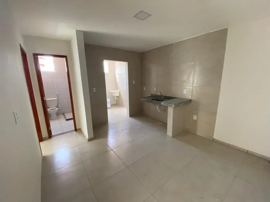 Foto 1 de Apartamento com 2 Quartos para alugar, 42m² em Sapiranga, Fortaleza