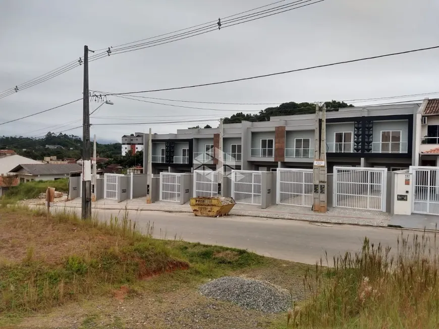 Foto 1 de Casa com 3 Quartos à venda, 104m² em Santa Catarina, Joinville
