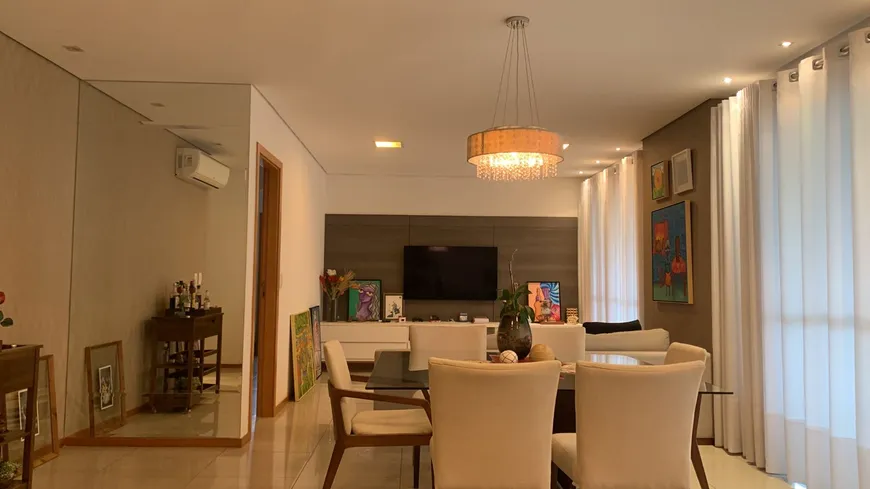 Foto 1 de Apartamento com 3 Quartos à venda, 193m² em Quilombo, Cuiabá