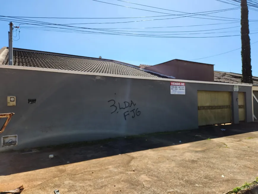 Foto 1 de Casa com 3 Quartos à venda, 250m² em Jardim Presidente, Goiânia