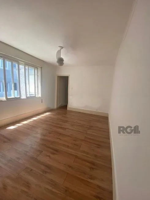 Foto 1 de Apartamento com 3 Quartos à venda, 96m² em Farroupilha, Porto Alegre