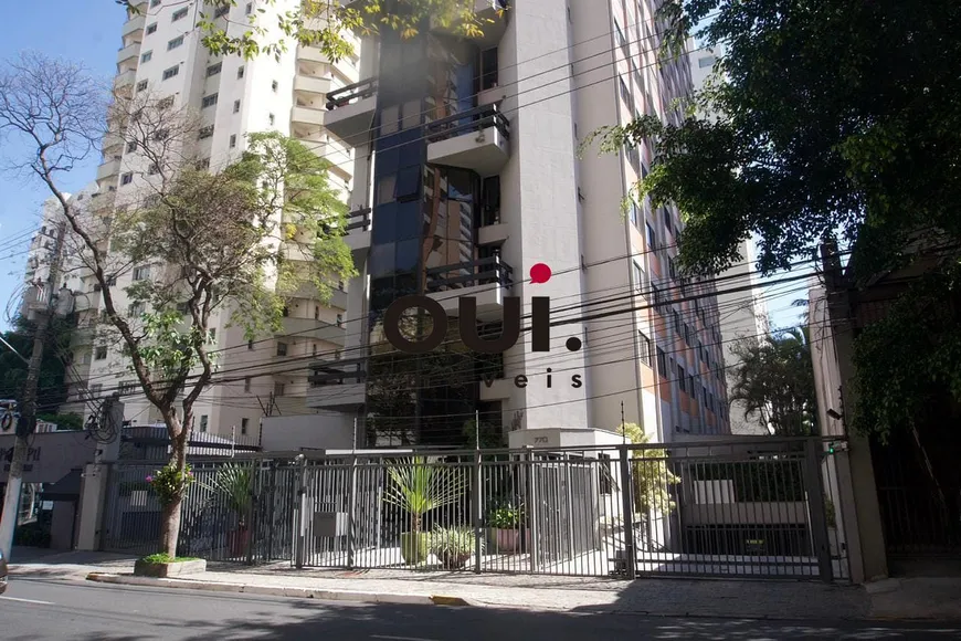 Foto 1 de Apartamento com 3 Quartos para alugar, 142m² em Moema, São Paulo