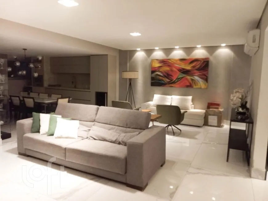 Foto 1 de Apartamento com 4 Quartos à venda, 180m² em Buritis, Belo Horizonte