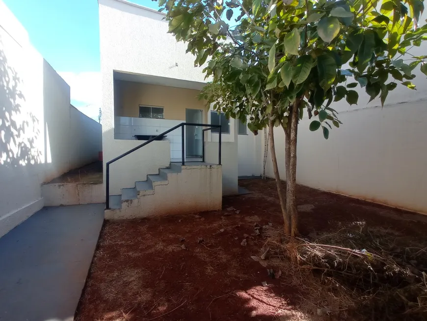 Foto 1 de Casa com 2 Quartos à venda, 80m² em Água Branca, Goiânia