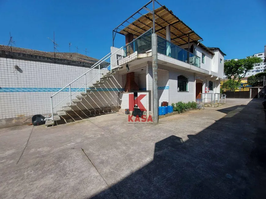 Foto 1 de Lote/Terreno para alugar, 425m² em Estuario, Santos