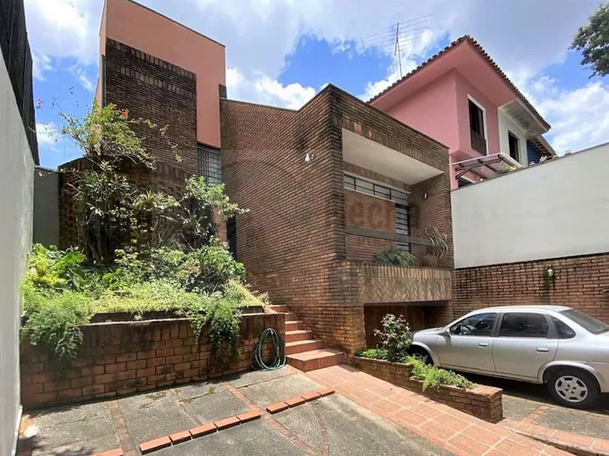 Foto 1 de Casa com 4 Quartos à venda, 210m² em Butantã, São Paulo