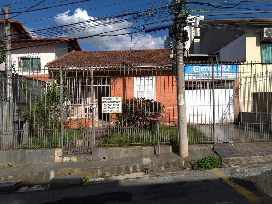 Foto 1 de Casa com 3 Quartos à venda, 200m² em Vila Santa Cecília, Volta Redonda