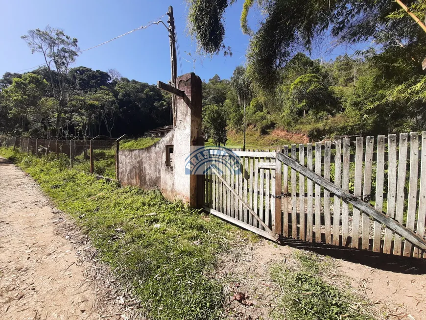 Foto 1 de Fazenda/Sítio com 3 Quartos à venda, 19000m² em Centro, Juquitiba