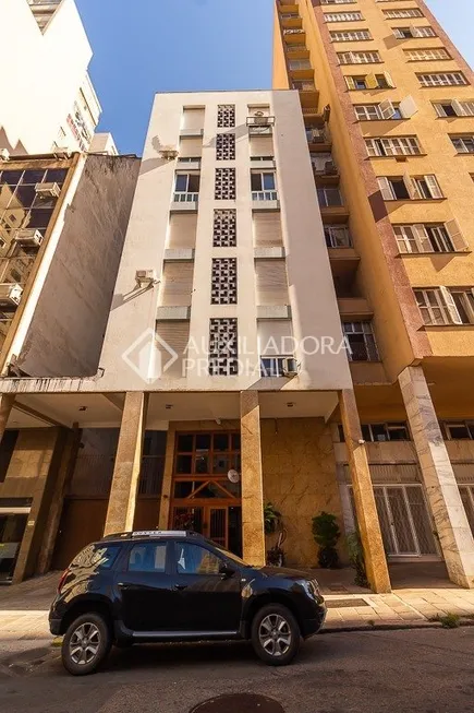 Foto 1 de Apartamento com 1 Quarto para alugar, 30m² em Centro Histórico, Porto Alegre
