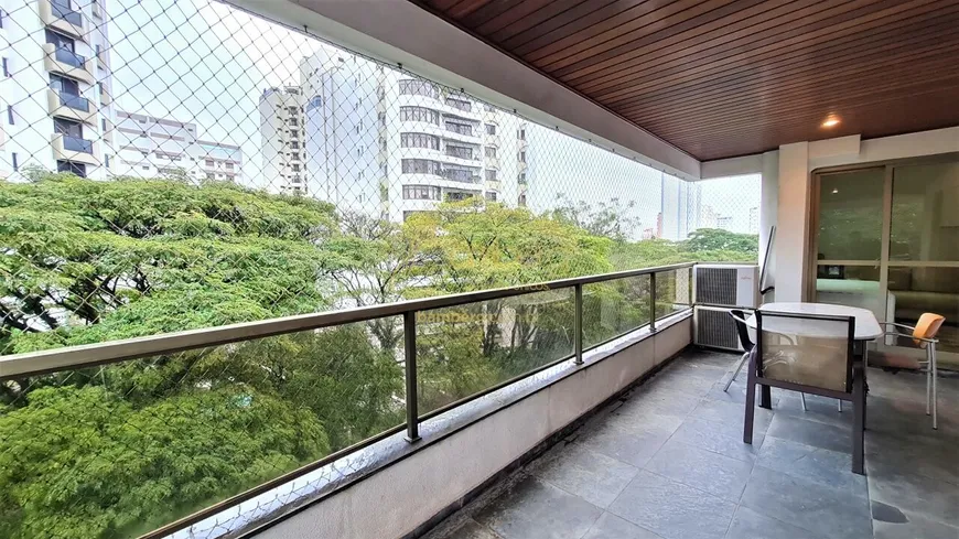 Foto 1 de Apartamento com 5 Quartos à venda, 317m² em Parque Colonial, São Paulo