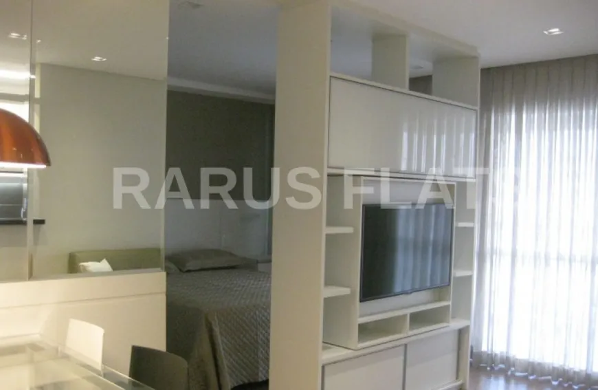 Foto 1 de Flat com 1 Quarto para alugar, 49m² em Brooklin, São Paulo