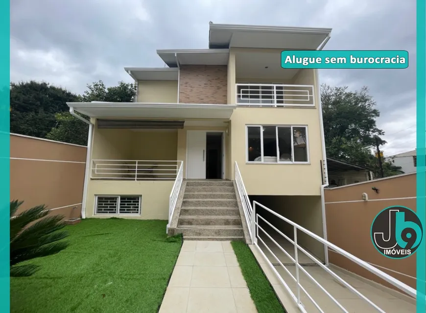 Foto 1 de Sobrado com 3 Quartos para alugar, 236m² em Água Verde, Curitiba