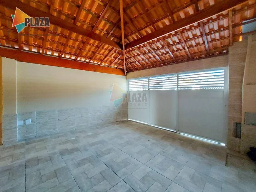 Foto 1 de Casa com 2 Quartos à venda, 115m² em Tupiry, Praia Grande