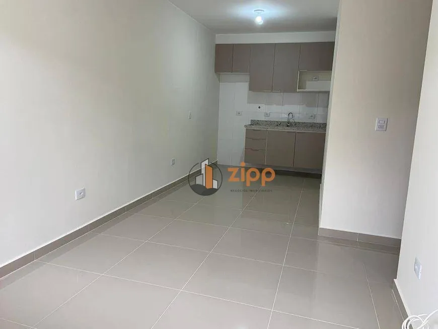 Foto 1 de Apartamento com 2 Quartos para alugar, 42m² em Vila Mazzei, São Paulo