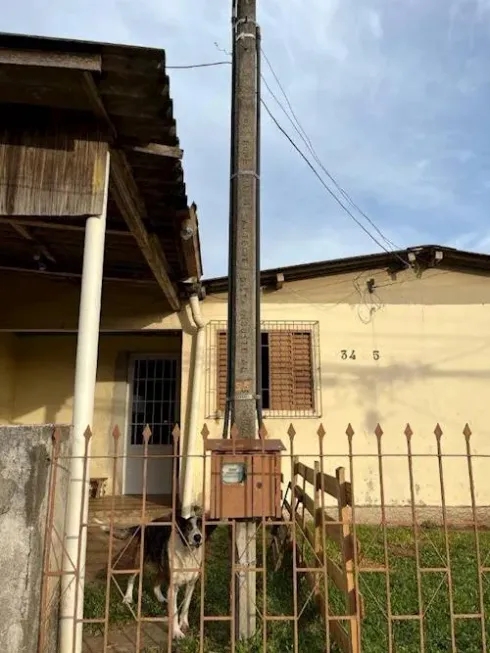 Foto 1 de Casa com 2 Quartos à venda, 41m² em Tancredo Neves, Santa Maria