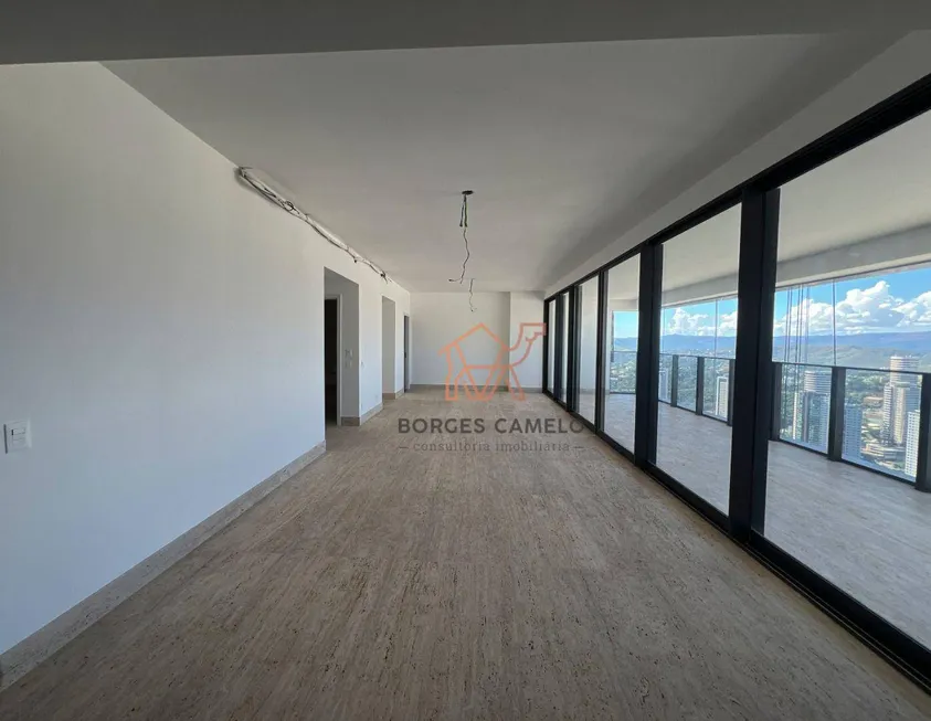 Foto 1 de Apartamento com 4 Quartos à venda, 232m² em Vila da Serra, Nova Lima