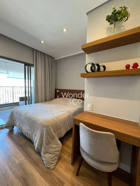 Foto 1 de Apartamento com 1 Quarto para alugar, 26m² em Moema, São Paulo