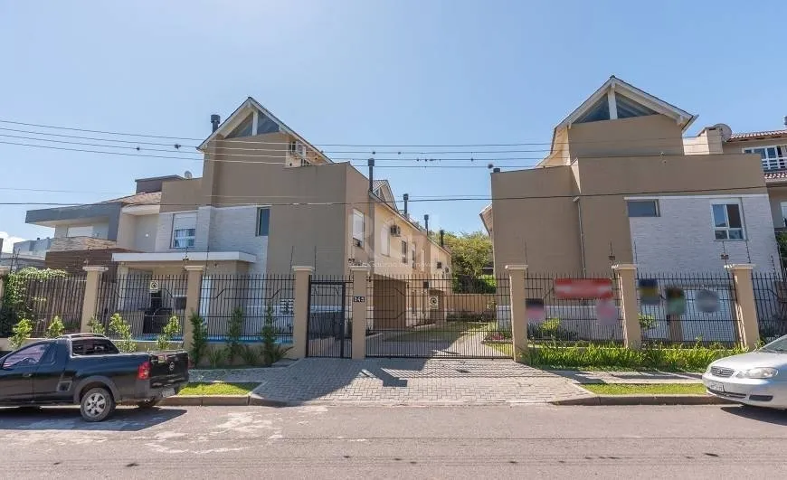 Foto 1 de Casa de Condomínio com 3 Quartos à venda, 110m² em Ipanema, Porto Alegre